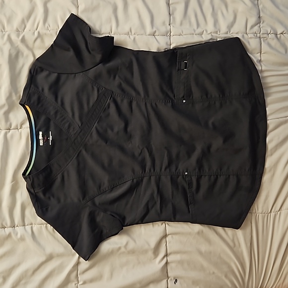 Scrubstar | Gray Medium 3-Pocket Scrub Top - Picture 1 of 5